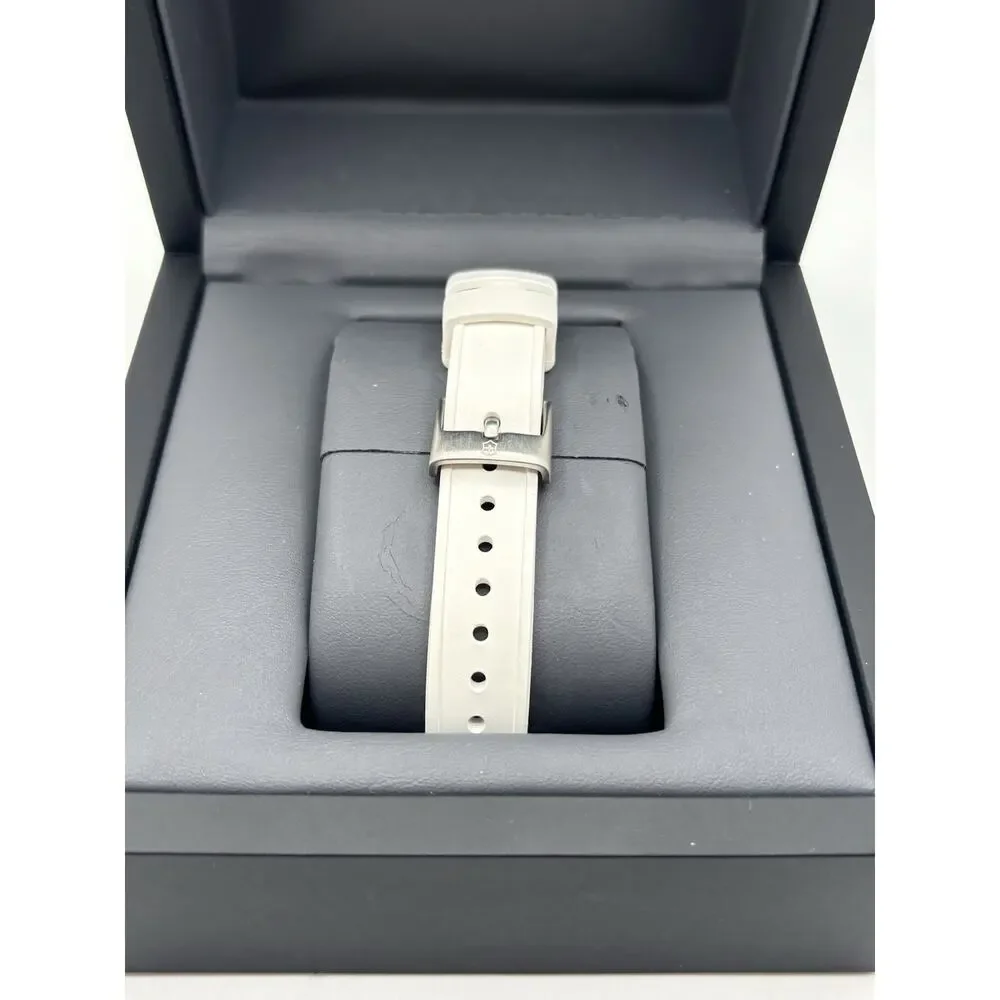 Victorinox Swiss Army Ladies White Mother of Pearl Dial Watch New In Box 241487